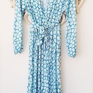 Pretty-blue-geometric-glamorous-DESIGNER-maxi-lon